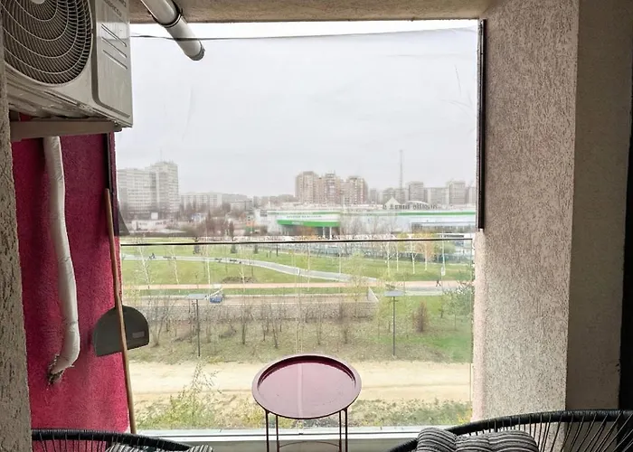 Apartment Minimalist & Spatios, Priveliste Parc, Langa Metro